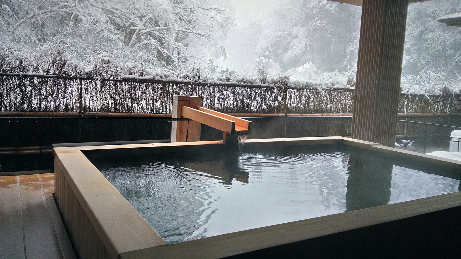 Open-air onsen in the snow